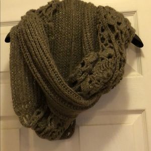 Aldo brown sparkly scarf